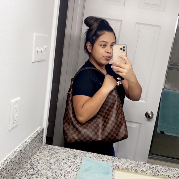 Authentic Louis Vuitton 🚫SOLD LOCAL🚫 - Picture 2 of 16